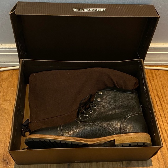 Florsheim 8.5, black leather brown sole boot - Picture 5 of 8